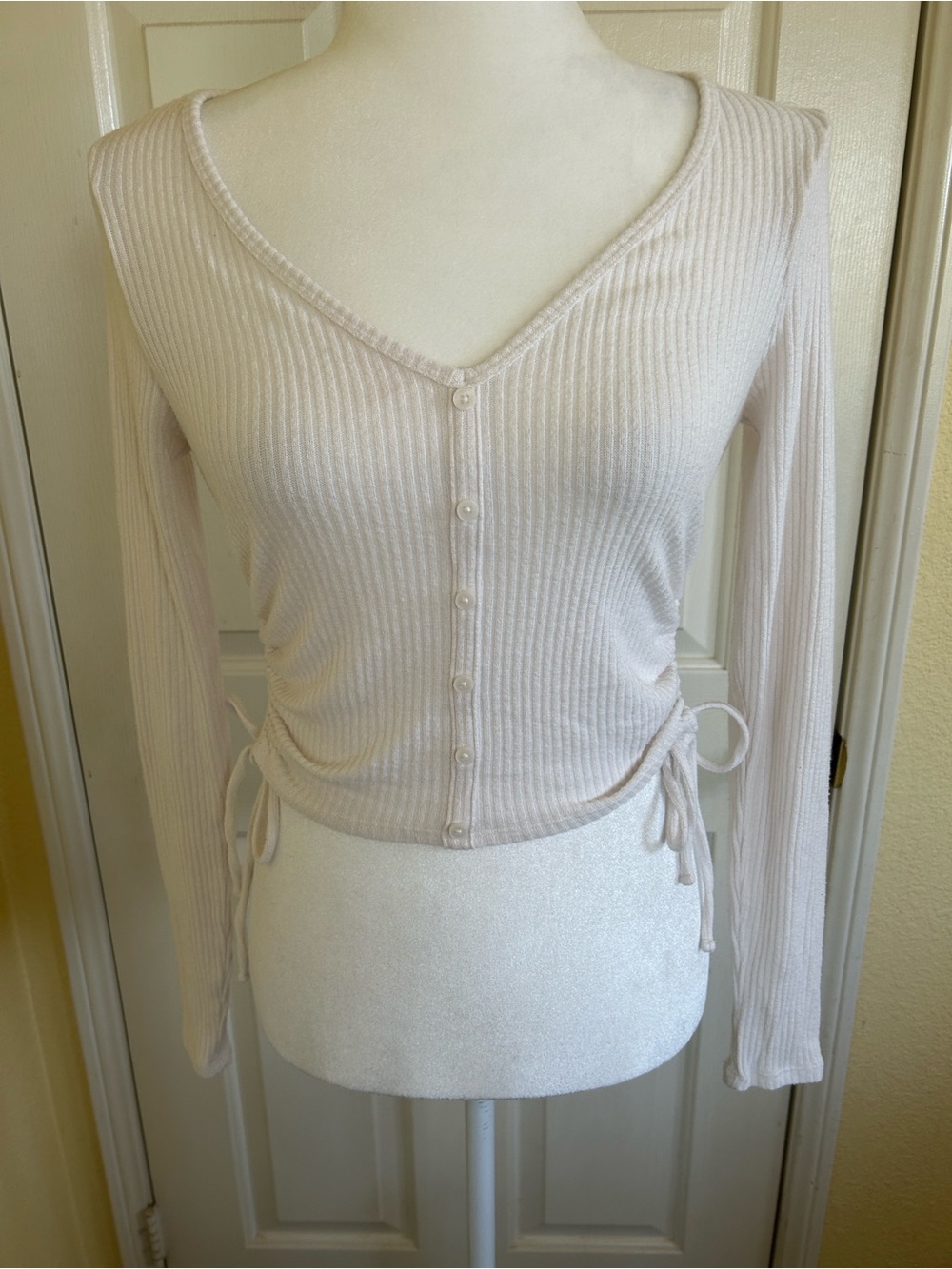 Hollister Cream Ribbed V-Neck Sweater with Side Tie